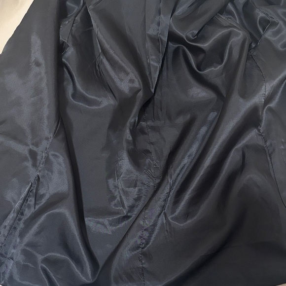 Classic Beige Women's Blazer - Picture 4 of 7